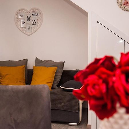 Miki - City Center Apartment With Large Balcony Spalato Esterno foto