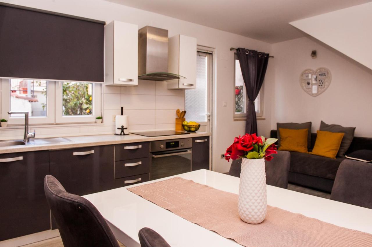 Miki - City Center Apartment With Large Balcony Spalato Esterno foto