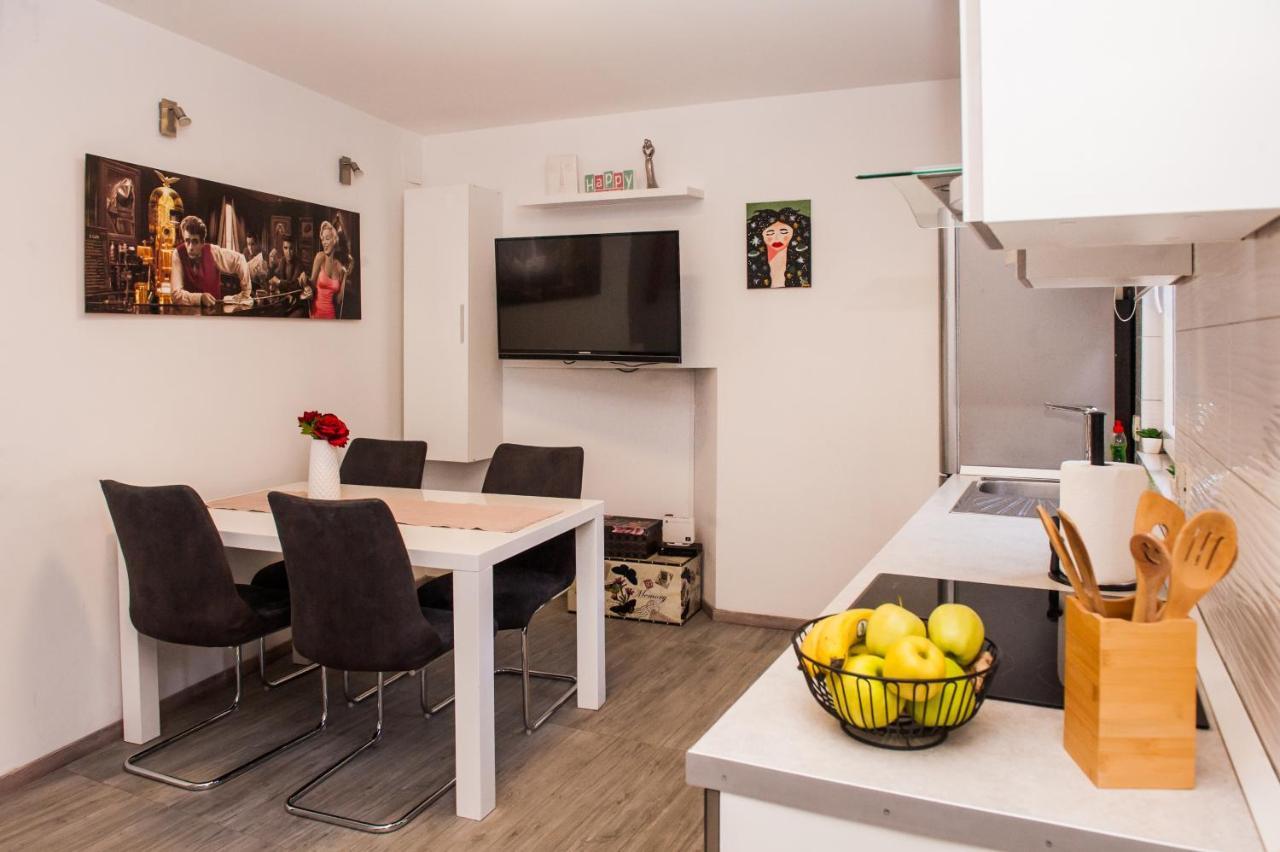 Miki - City Center Apartment With Large Balcony Spalato Esterno foto