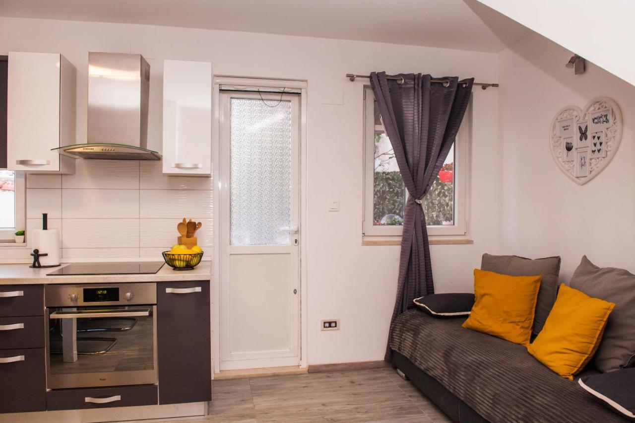 Miki - City Center Apartment With Large Balcony Spalato Esterno foto